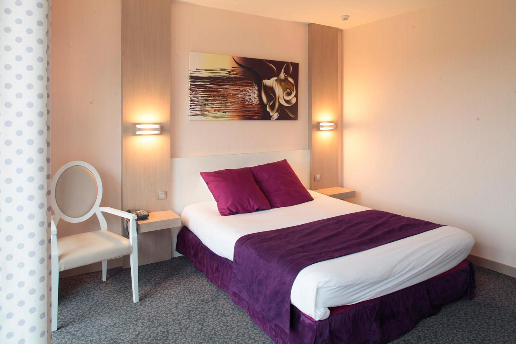 Domaine Du Revermont - Logis Hotel Passenans Esterno foto