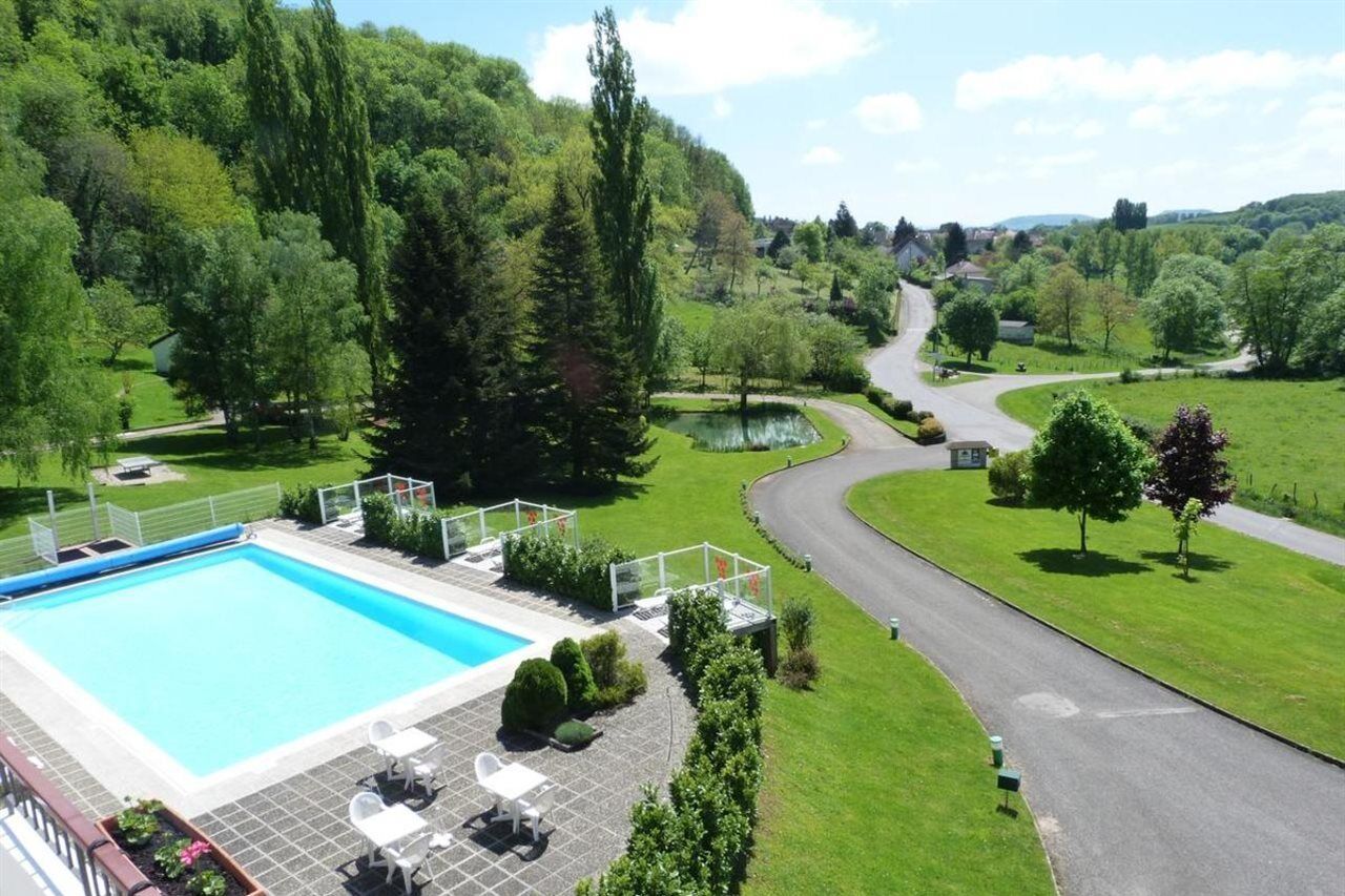 Domaine Du Revermont - Logis Hotel Passenans Esterno foto